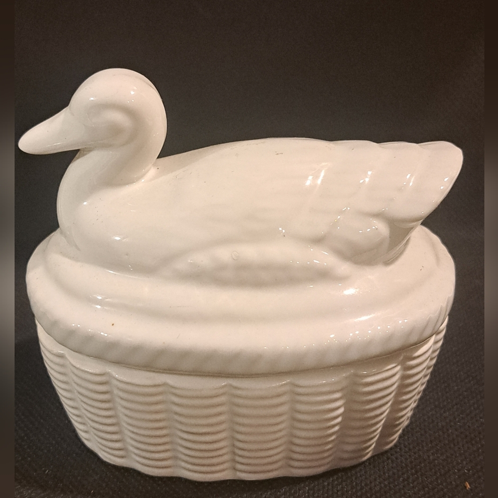 Covered Duck Goose Gander on Nest White Ceramic Japan  Vintage.